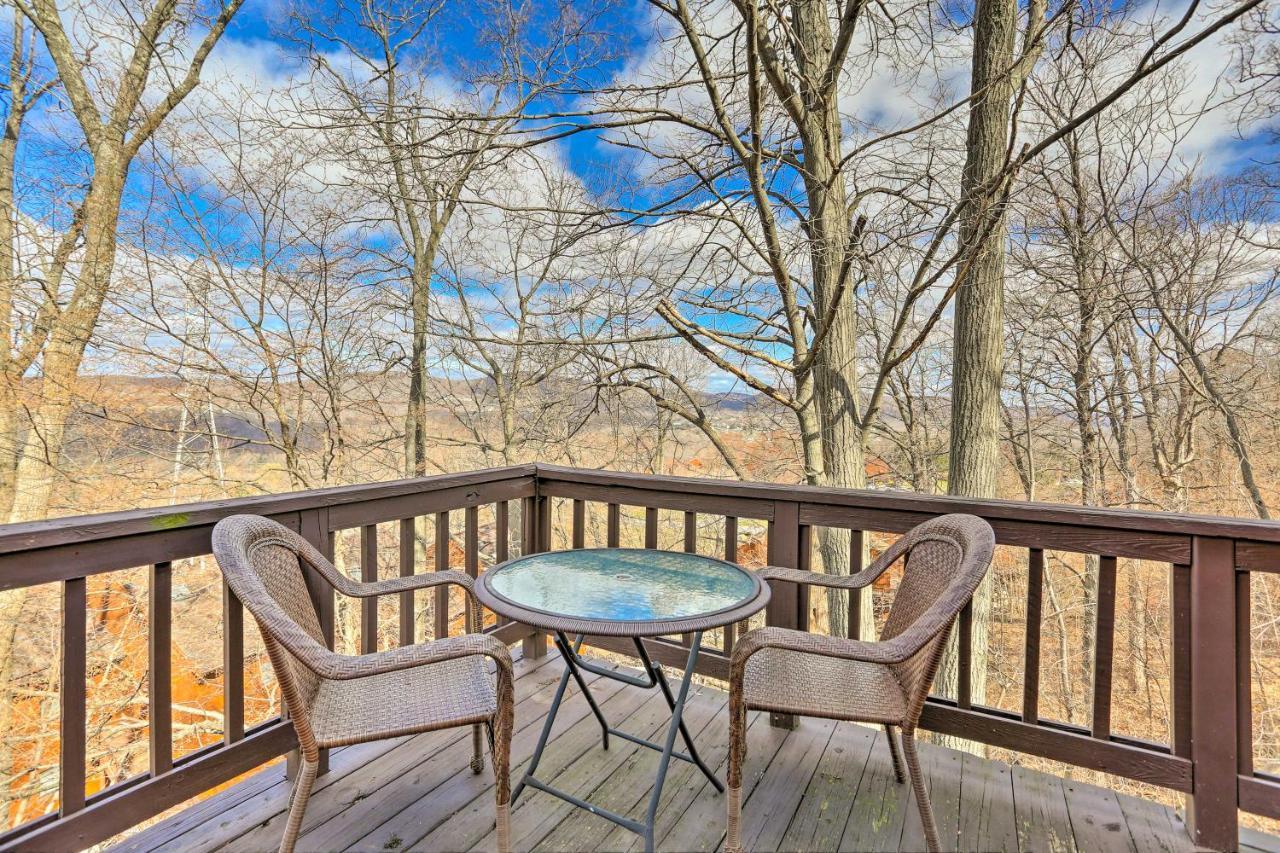 Mountain Creek Condo With Grill Walk To Lifts! Върнън Екстериор снимка